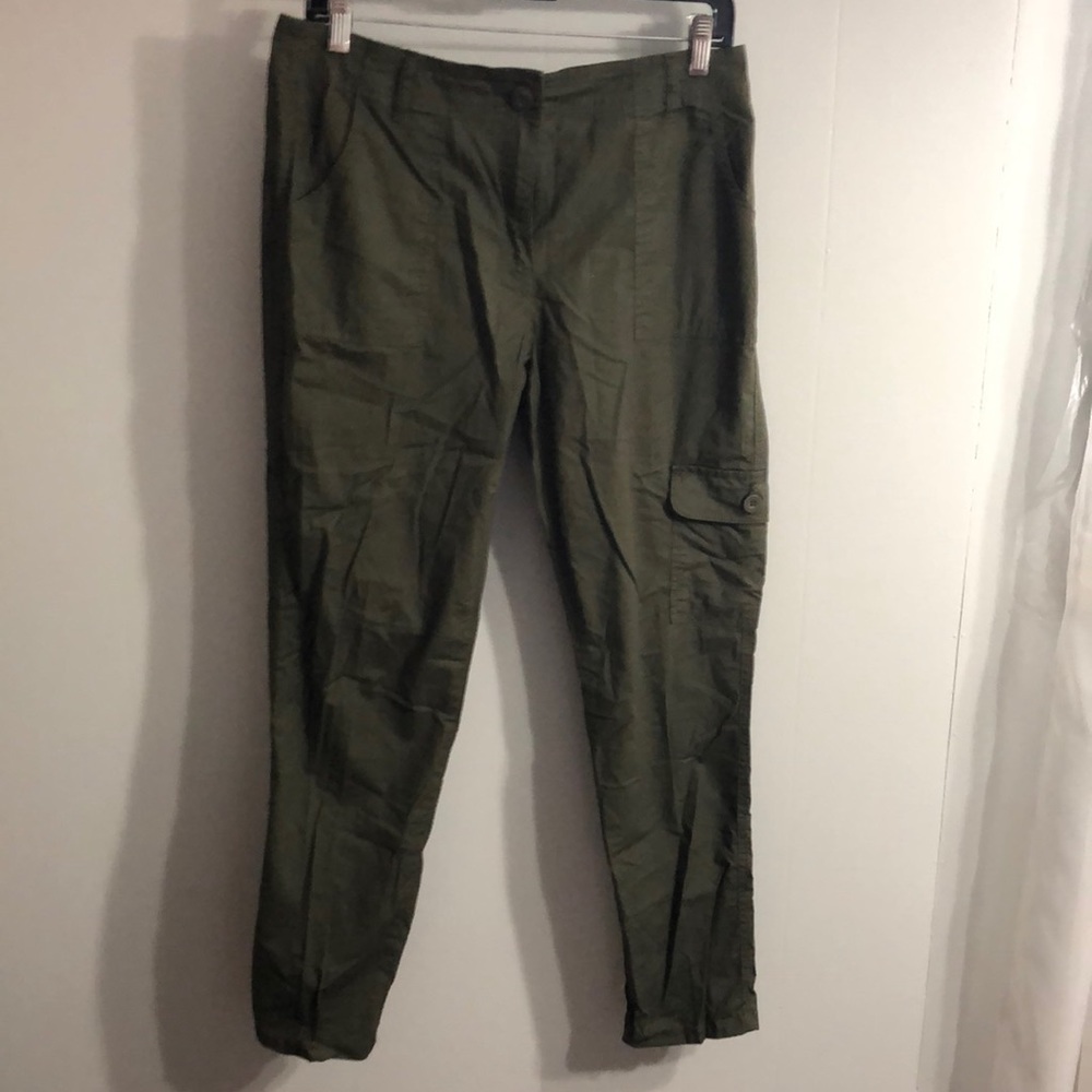 Liz Claiborne crops